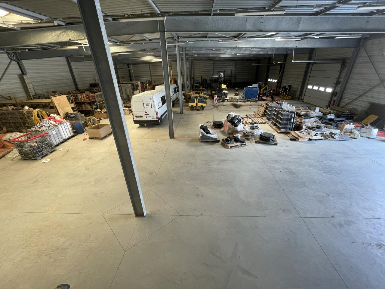 Local d'activité Saint-Sauveur-des-Landes 1901m² Location local d'activité Saint-Sauveur-des-Landes Ille-et-Vilaine OLACT2313572 4